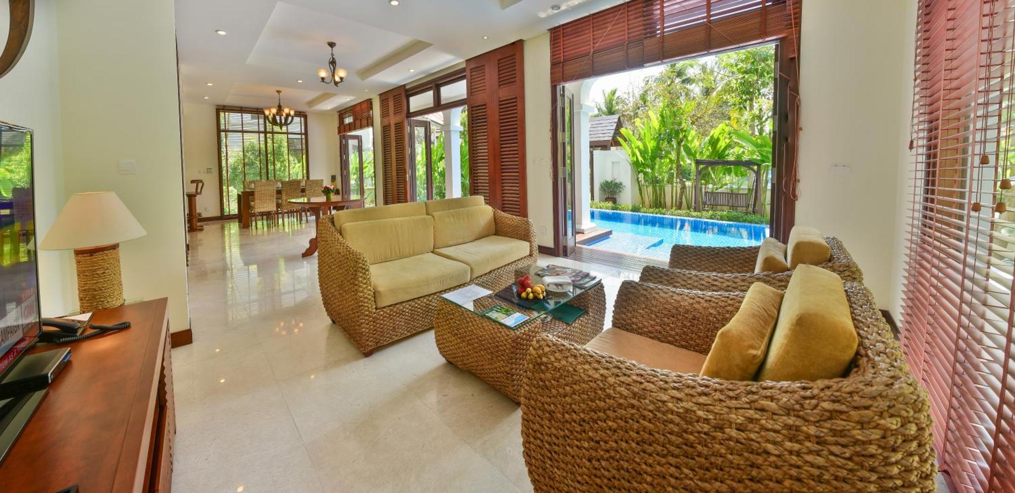 Three-Bedroom Villa Pool View Daily Guest Activities