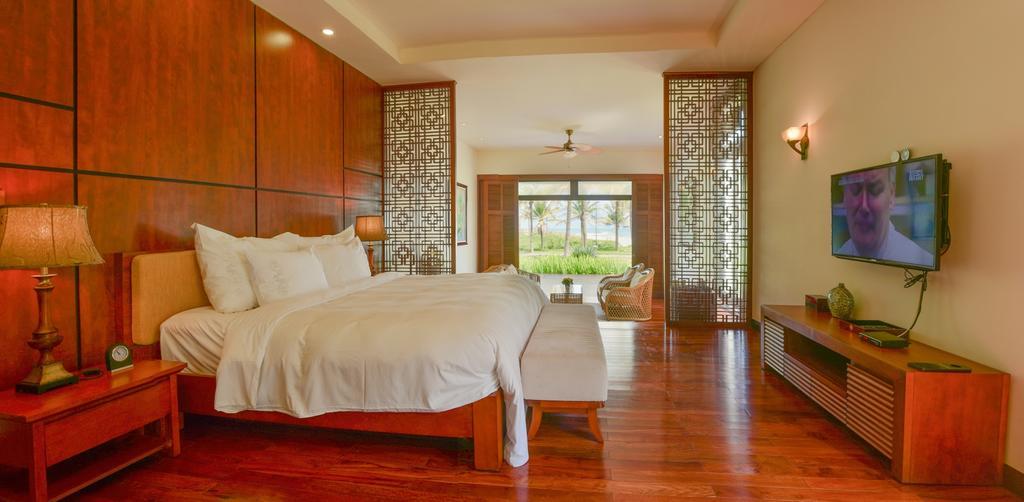 Three-Bedroom Villa Ocean View Daily Guest Activities
