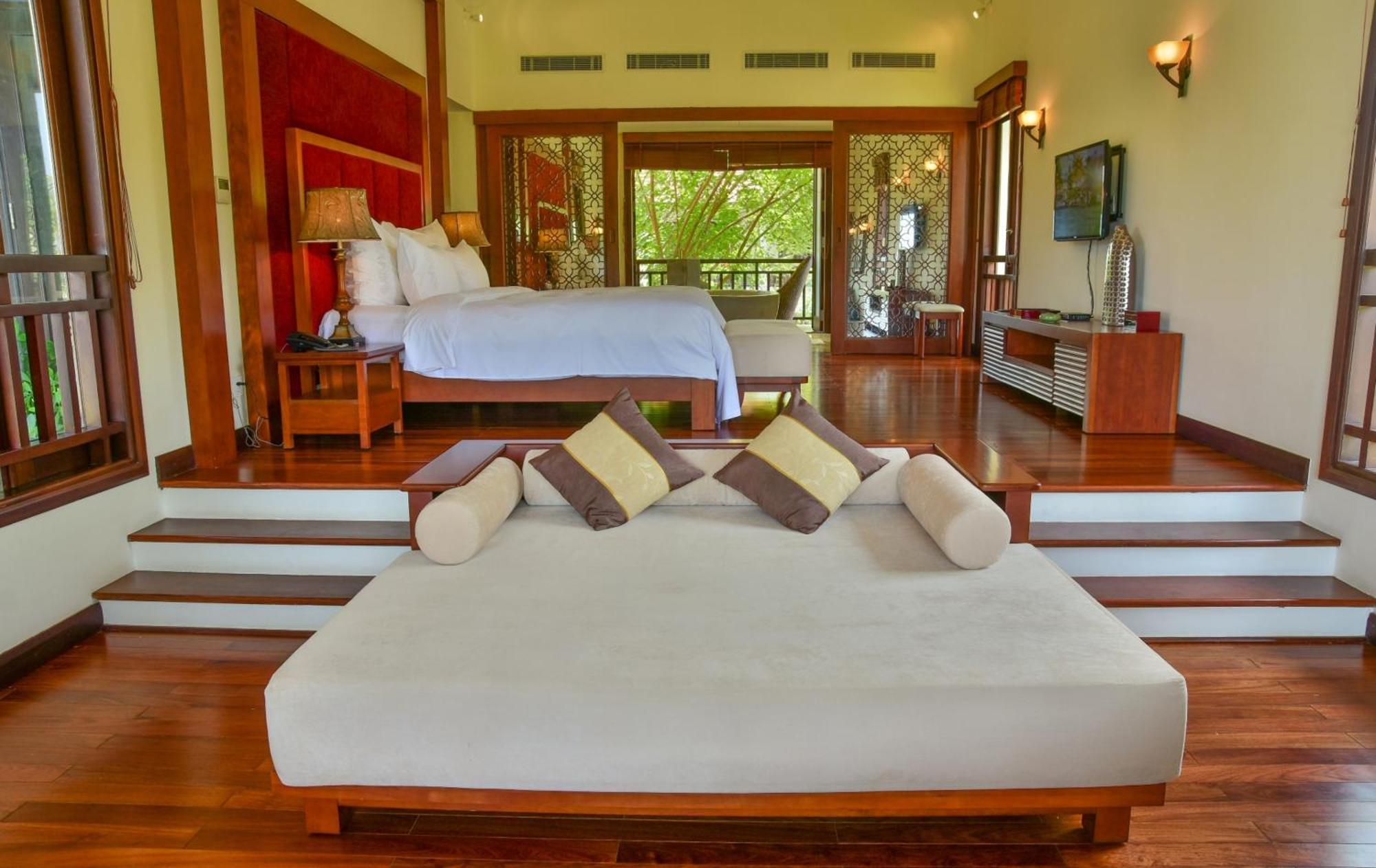 Four-Bedroom Villa Ocean View Daily Guest Activities